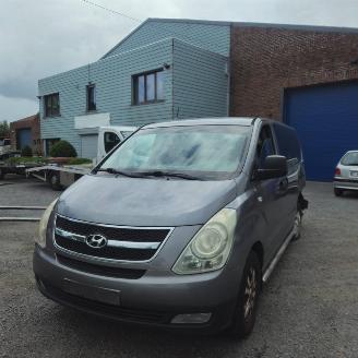 Schadeauto Hyundai H-1  2011/11