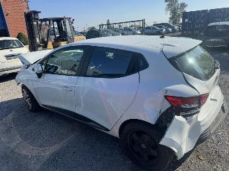 Renault Clio  picture 8