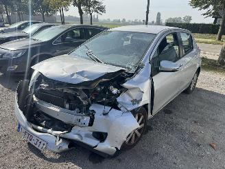 Damaged car Toyota Yaris III  LIFE 2013/10