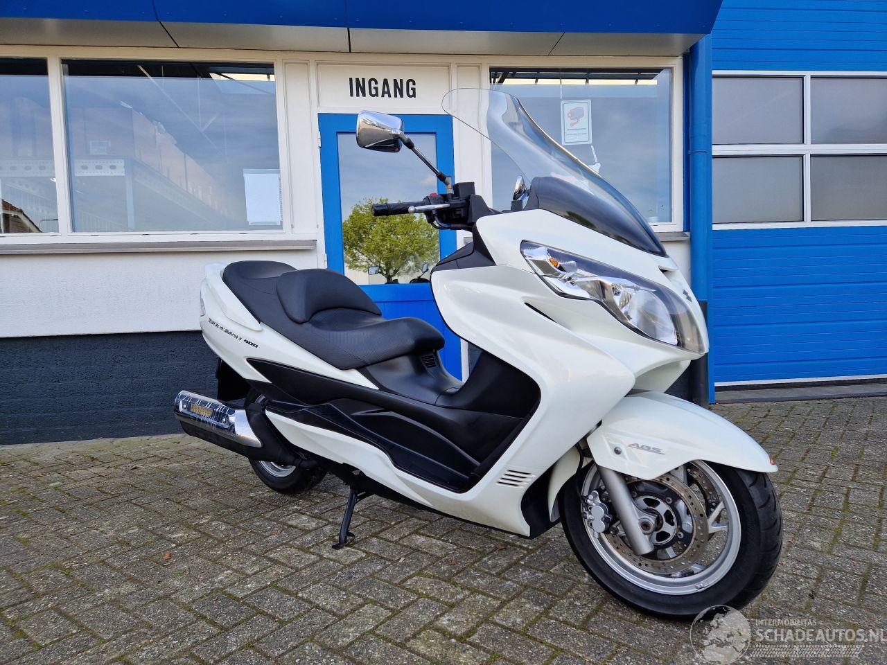 Suzuki  AN 400 BURGMAN TOP STAAT