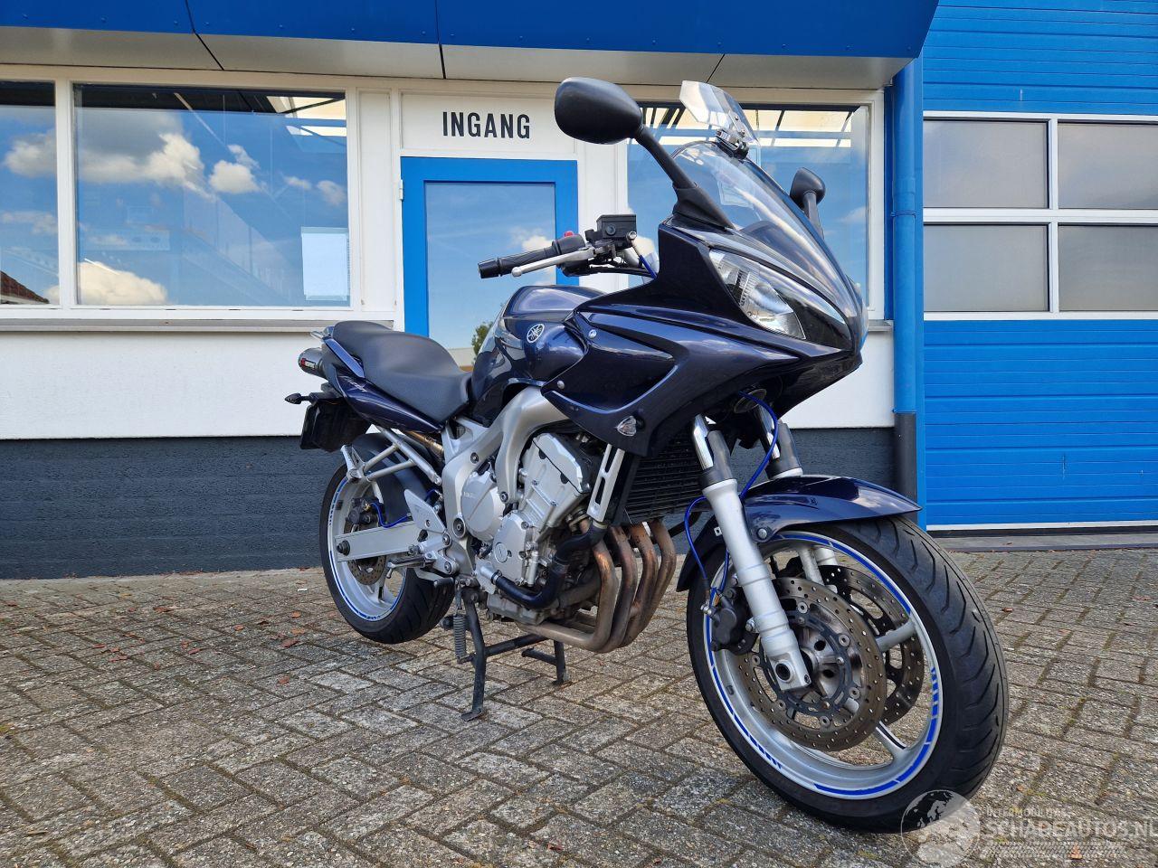 Yamaha  FZ6S AKRAPOVIC