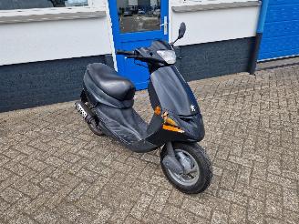  Peugeot  ZENITH 25KM 2005/8