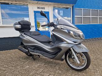 Piaggio X10 X10 500CC MOTOR SCOOTER picture 2
