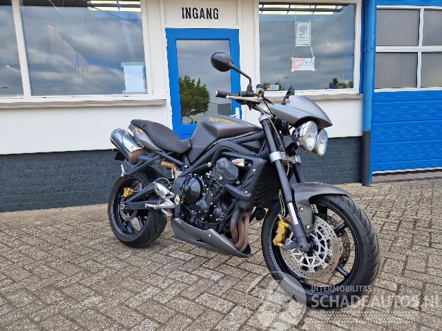 Triumph Street Triple