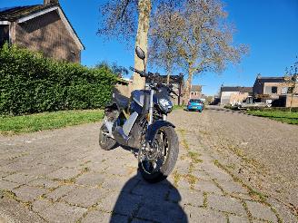 Schade scooter Super Soco  STREET HUNTER TS 2023/1