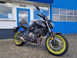 Yamaha  MT07 picture 2
