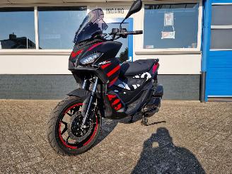 Aprilia  SR GT 125 CC picture 10