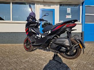 Aprilia  SR GT 125 CC picture 7