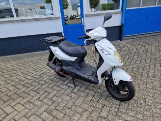 Vrakbiler auto Sym Astra XPRO 2018/1