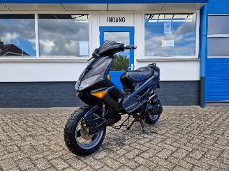 Peugeot  SPEEDFIGHT 2 STROKE picture 14