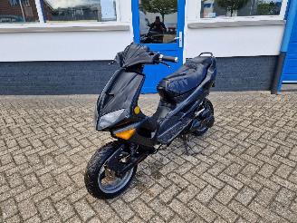 Peugeot  SPEEDFIGHT 2 STROKE picture 13