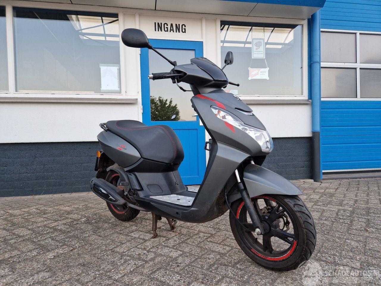 Peugeot  KISBEE 45KM