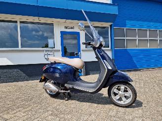 Vespa  PRIMAVERA 1 EIGENAAR picture 3