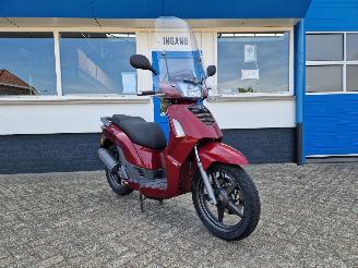 Kymco  PEOPLE S picture 1