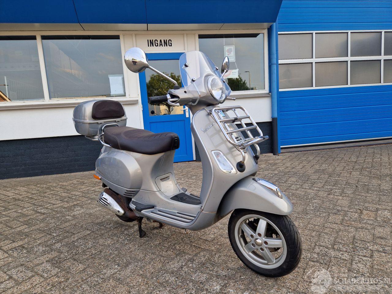 Vespa  LX 4T 4V TOURING