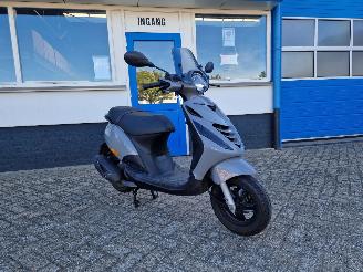 uszkodzony skutery Piaggio  ZIP 45KM BROM E5 2022/6