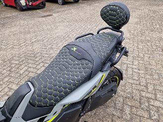Honda  X-ADV 750 FULL OPTIONS picture 10