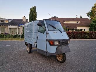 skadebil bromfiets Piaggio  APE 50 2006/2