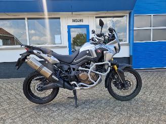 Honda  CRF 1000 L , AFRICA TWIN picture 10