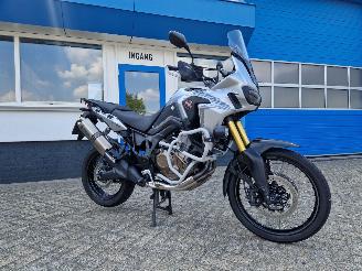 Honda  CRF 1000 L , AFRICA TWIN picture 3