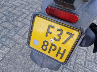 Peugeot  TWEET RS , DOUBLE DISC BRAKE picture 9