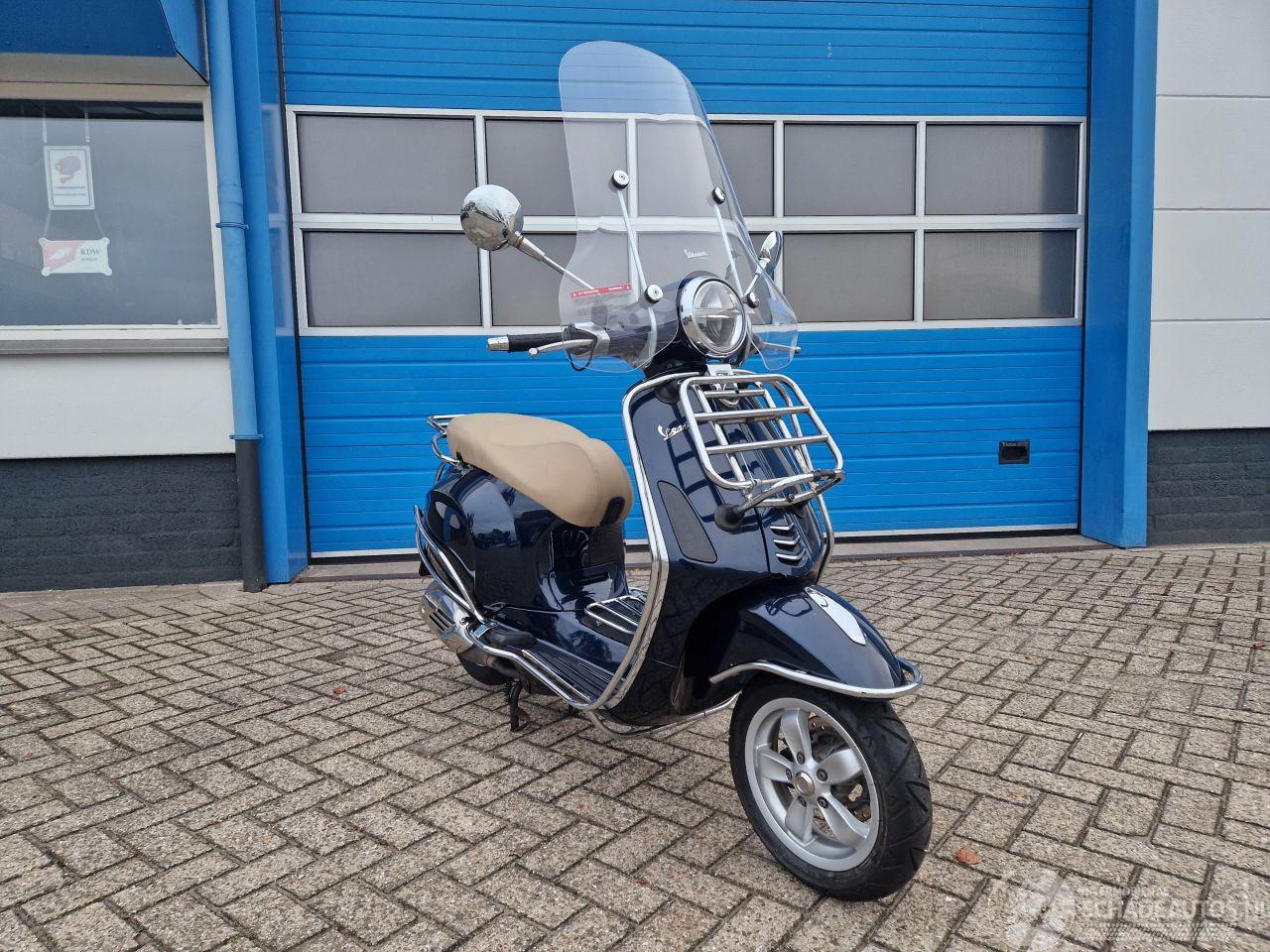 Vespa  PRIMAVERA 125