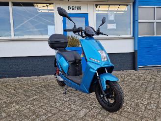 Unfall Kfz Roller Kymco  LIFAN E3 LUX 2020/5