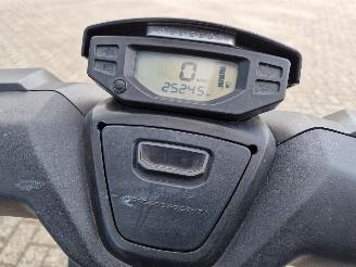 Peugeot  SPEEDFIGHT IV picture 7
