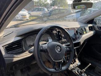 Volkswagen Polo Polo VI (AW1), Hatchback 5-drs, 2017 1.0 12V BlueMotion Technology picture 9
