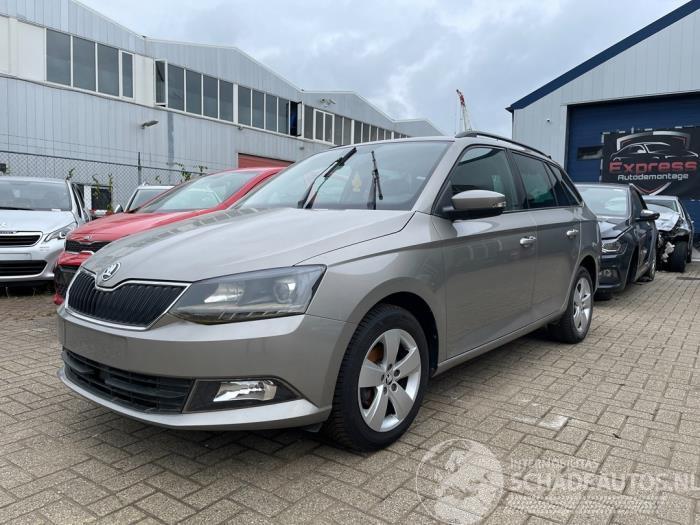 Skoda Fabia Fabia III Combi (NJ5), Combi 5-drs, 2014 / 2022 1.2 TSI 16V Greentech