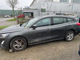 Ford Focus Focus 4 Wagon, Combi, 2018 / 2025 1.0 Ti-VCT EcoBoost 12V 125 picture 2