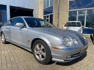 Jaguar S-type  picture 6