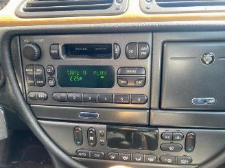 Jaguar S-type  picture 13