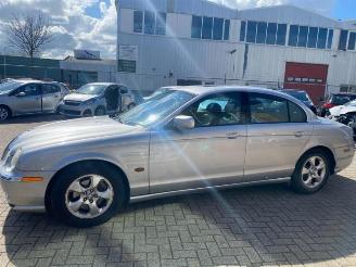 Jaguar S-type  picture 2
