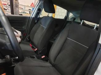 Ford Fiesta Fiesta 6 (JA8), Hatchback, 2008 / 2017 1.0 Ti-VCT 12V 65 picture 8