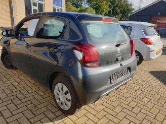 Peugeot 108 108, Hatchback, 2014 1.0 12V picture 3