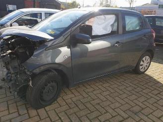 Peugeot 108 108, Hatchback, 2014 1.0 12V picture 2