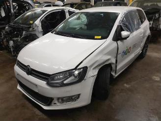 Unfallwagen Volkswagen Polo Polo V (6R), Hatchback, 2009 / 2017 1.2 TDI 12V BlueMotion 2011