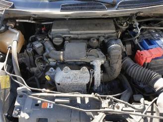 Ford Fiesta  picture 6