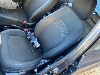 Hyundai I-10 i10 (B5), Hatchback, 2013 / 2019 1.0 12V picture 10