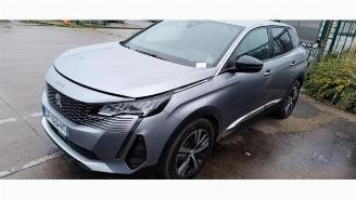 Uttjänta bilar auto Peugeot 3008 3008 II (M4/MC/MJ/MR), MPV, 2016 1.2 12V PureTech Hybrid 48V 2022/1