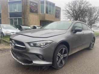 Vrakbiler auto Mercedes Cla-klasse CLA Shooting Brake (118.6), Combi, 2019 1.3 CLA-250 e Turbo 16V 2023