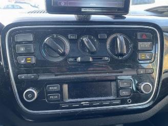 Volkswagen Up! Up! (121), Hatchback, 2011 1.0 12V 75 picture 11