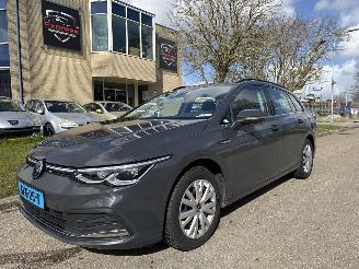 Schadeauto Volkswagen Golf 1.5 eTSI R-Line Business 2022/1