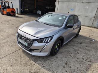 Auto da rottamare Peugeot 208 208 II (UB/UH/UP), Hatchback 5-drs, 2019 e-208 50 kWh 2024