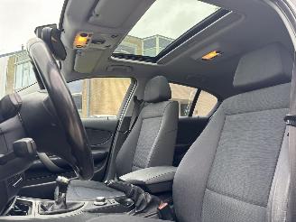 BMW 1-serie 118i picture 13