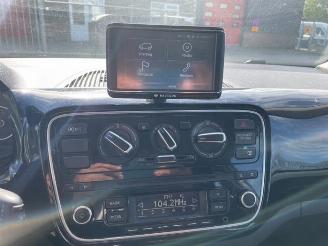 Volkswagen Up! Up! (121), Hatchback, 2011 1.0 12V 60 picture 15