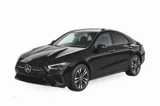Vrakbiler auto Mercedes Cla-klasse CLA (118.3), Sedan, 2019 1.3 CLA-180 Turbo 16V 2025/1