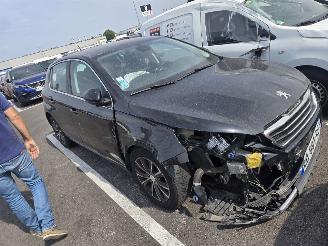 Peugeot 308  picture 2