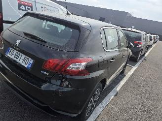 Peugeot 308  picture 9